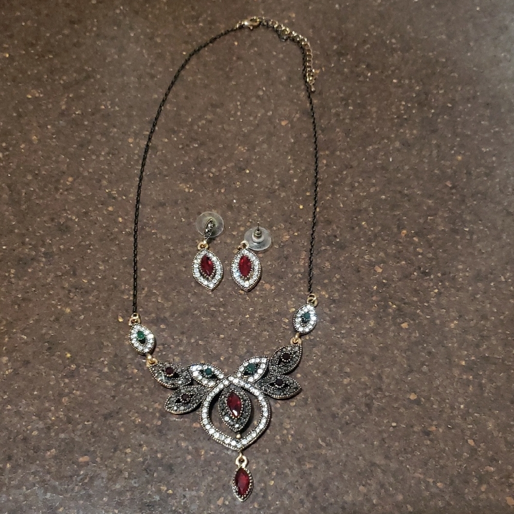 Elegant Black, Geen, White and Red Rhinestone Turkish Jewelry Set.